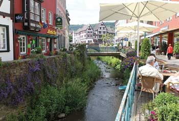 Shoppingtour ins Outlet nach Bad Münstereifel